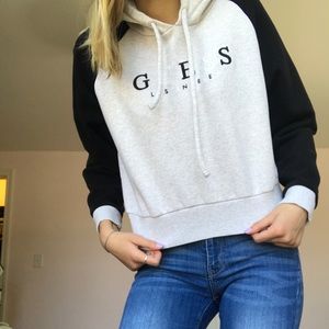 Guess Sweatshirt